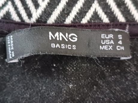 Šaty s 3/4 rukavmi, s