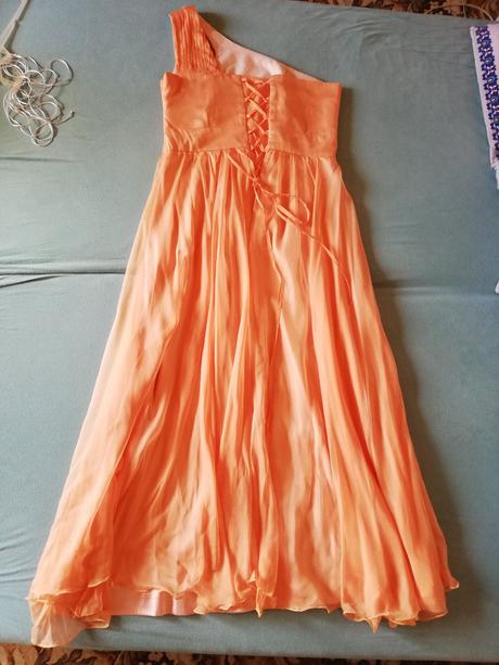 Spoločenské šaty dlhé, 42