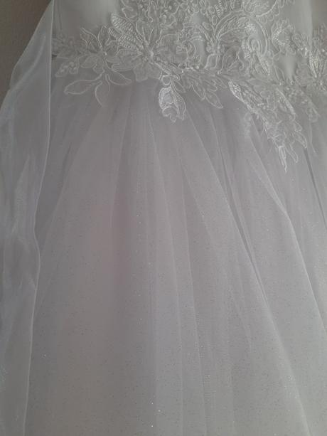 Šaty 1.sv.prijímanie, 140