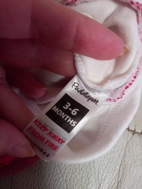 Vianočné body so sukňou 68, 68