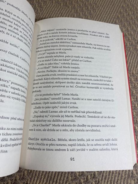 Five nights at freddy's stříbrné oči kira breed wr,