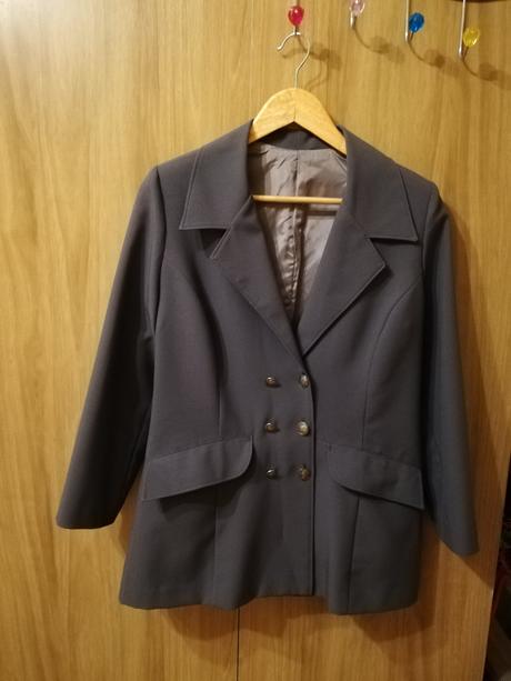 Predám sako, 38