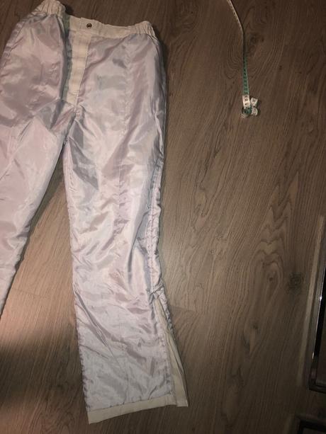 Nohavice zn. ellesse, 140