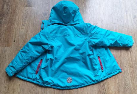 Zimná bunda, vhodná aj na lyze, 134