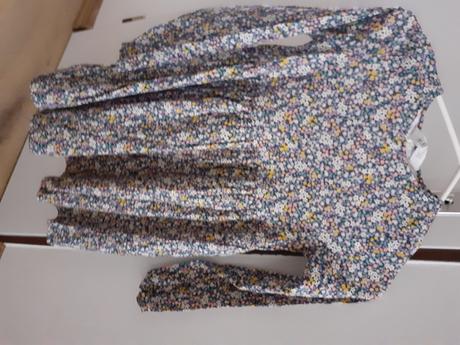 Kvietkovane dievcenske saty s dlhym rukavom, h&m,140