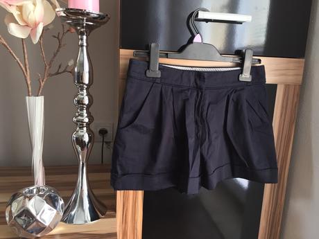 Tmavomodré šortky, atmosphere,s