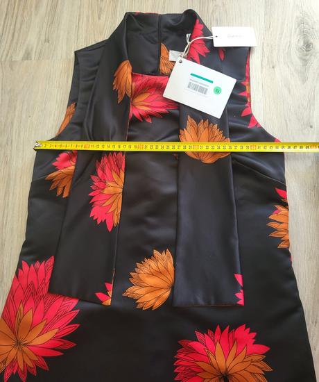 Elegantné šaty jucca 44, 44 / xl