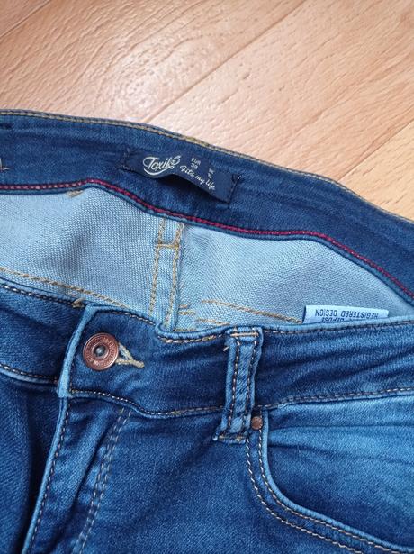 Maxi balik kvalitnych riflí, nohavic vyborny stav, m