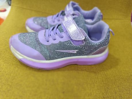 Botasky blikajúce sprandi, sprandi,34