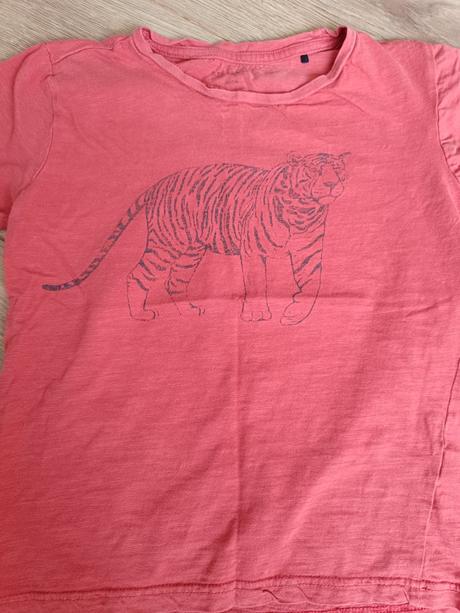 Cervene tricka 140, reserved,140