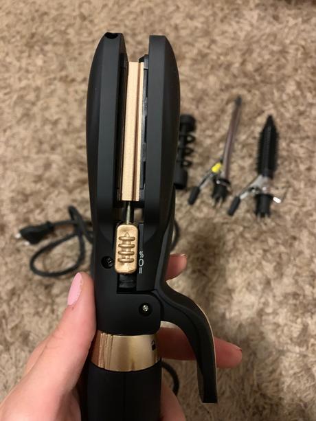 Multifunkčný styler na vlasy,