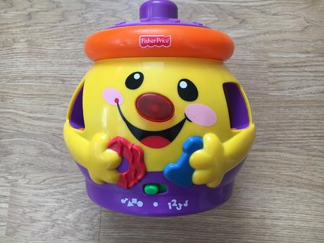 Hovoriaci hrniec fisher price, 