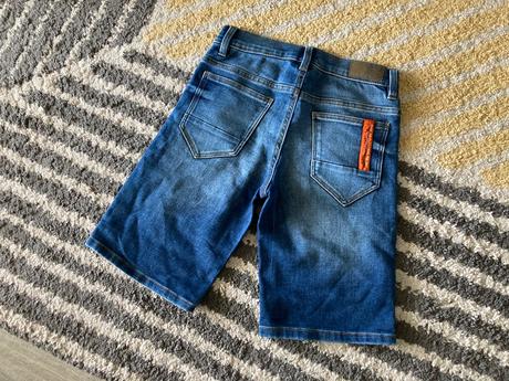 Riflové kraťase, c&a,140