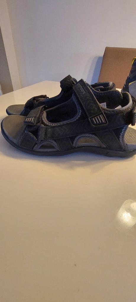 Detske nove sandale  bagheera, 36