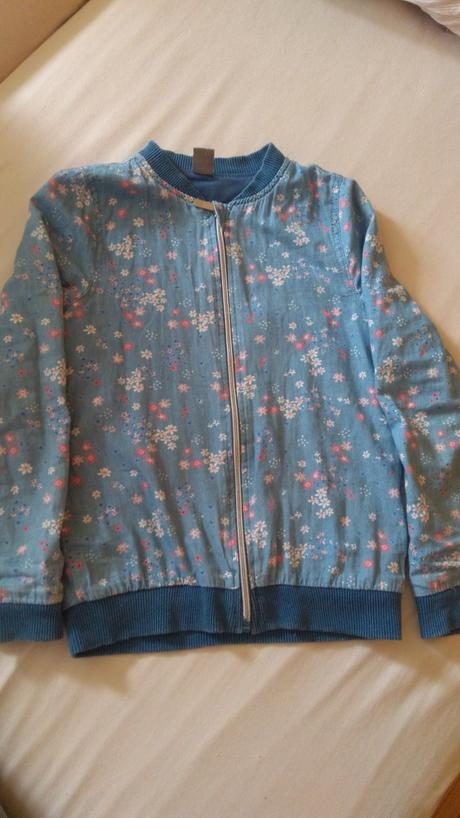 Mikina 128, lupilu,128