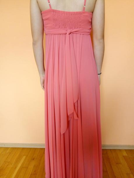 Spoločenské šaty, 38