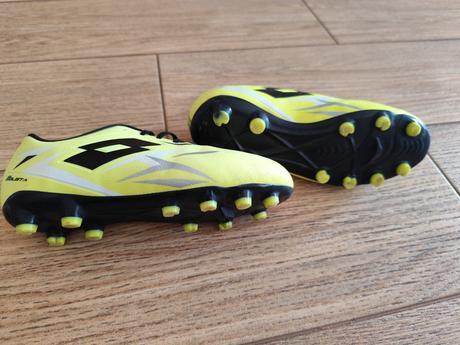 Kopačky na futbal, 34