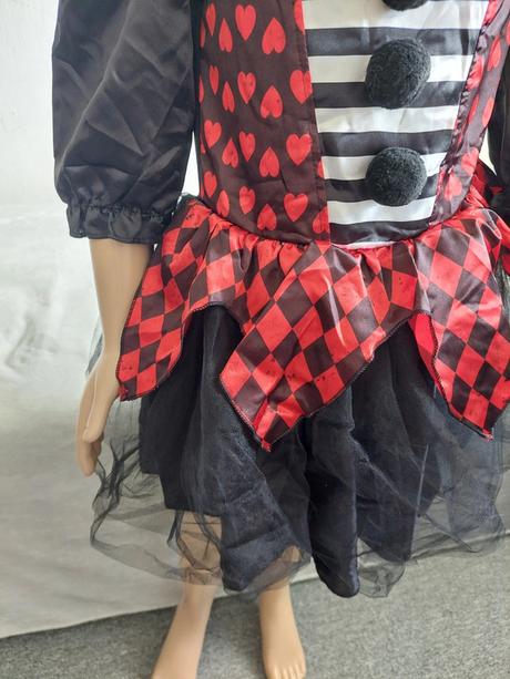 Srdcová kráľovná karnevalový komplet kostým 140,