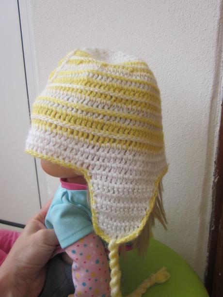 Bieložltá čiapka, 80