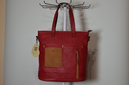 Červená kabelka, 
