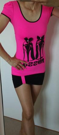 Značkové športové tričko/šaty, 36