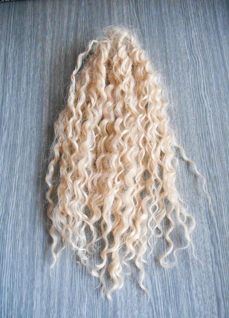 Kučeravý cop na gumičke, 