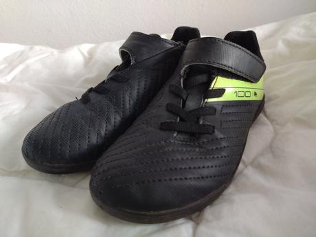 Čierne kopačky, 29