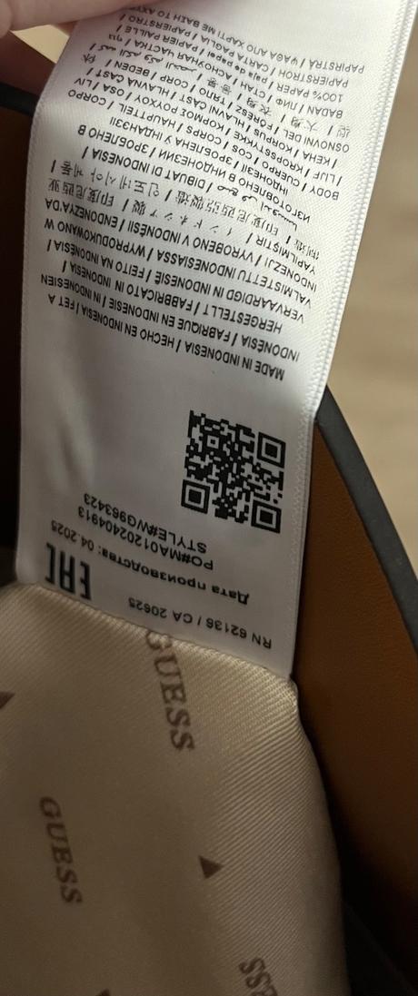 Nová kabelka guess s visačkou a dustbagom, guess