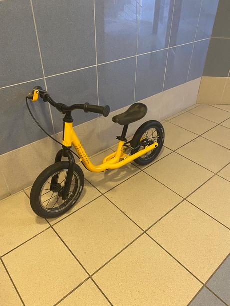 Zlte odrazadlo btwin,