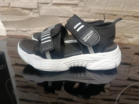 Sandále č.32 - ccc, 32