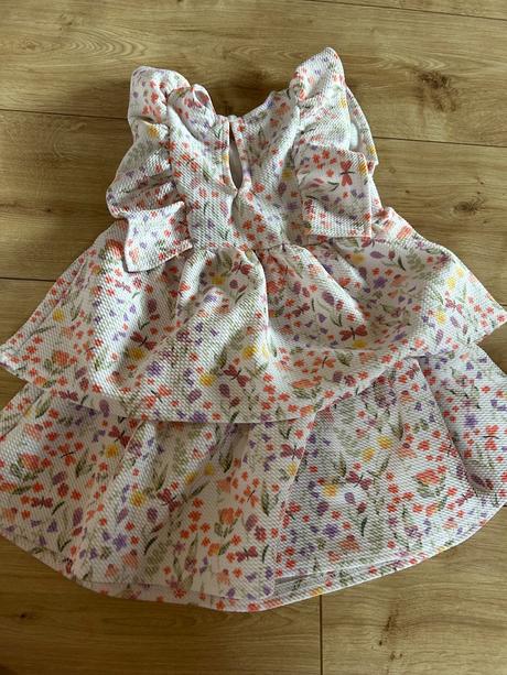 Detské šaty, 92