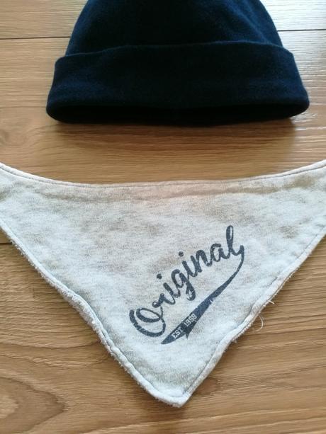 Čiapka a nákrčník, 86