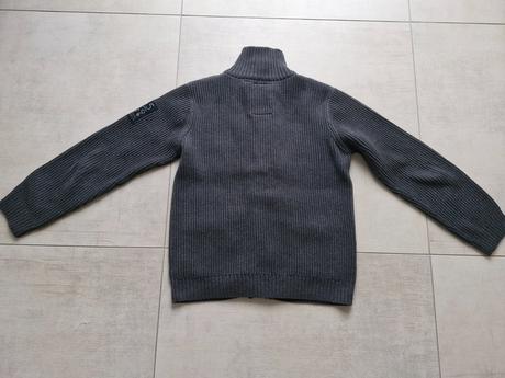 Sveter next, next,140