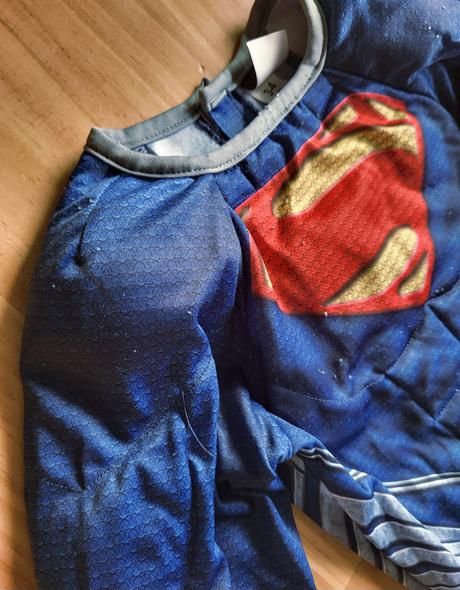 Karnevalový overal superman na 3-4 roky, 