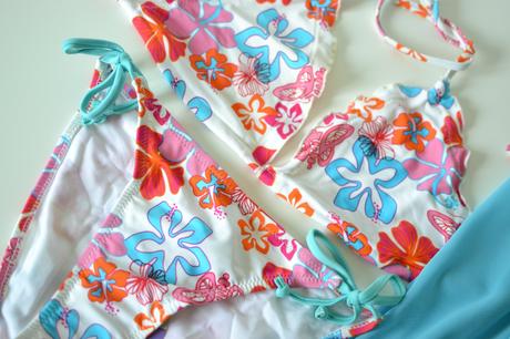 Dvojdielne plavky so šatkou s, s