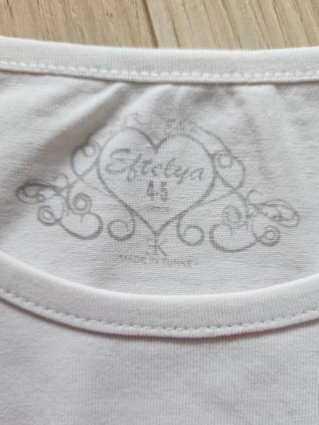 Tričko so srdiečkom, 110