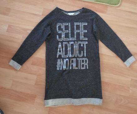 Úpletové šaty, 146