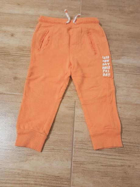 Tepláky, reserved,92