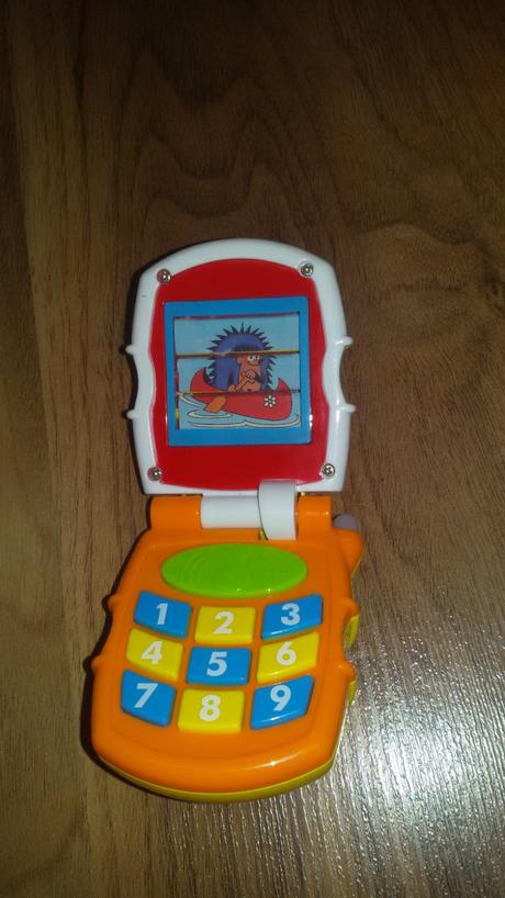 Prvy telefon krtko, 