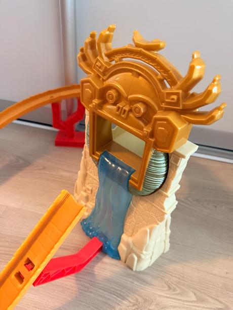 Super mario draha hot wheels,