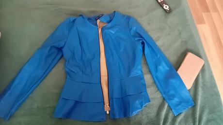 Znížena cena nová koženka, l / m