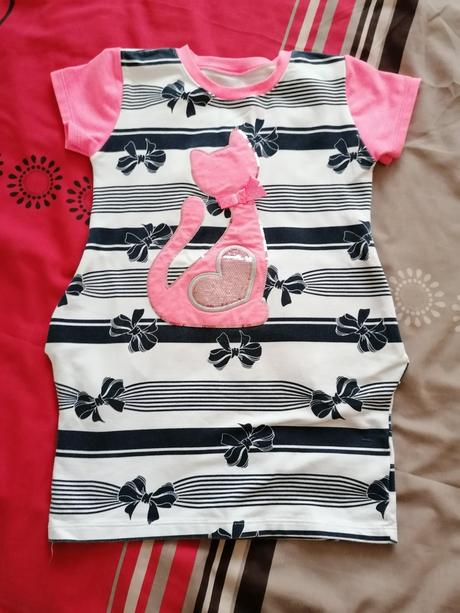 Tunika s mačkou, 128