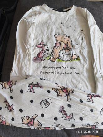 Pyžamá, disney,104