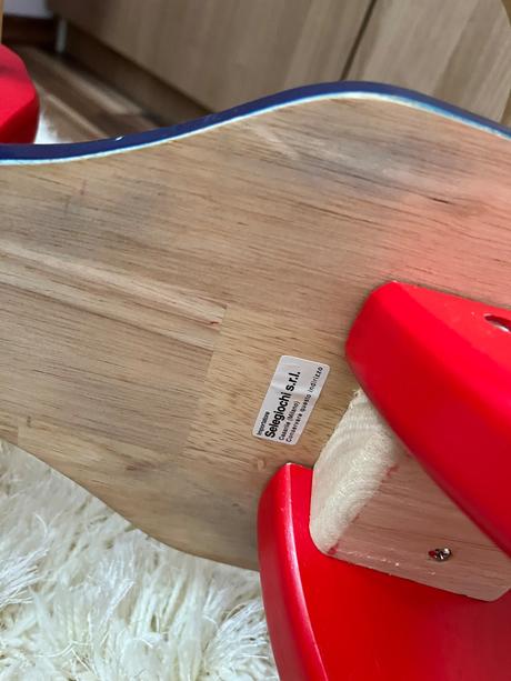 Drevený hojdaci konik, 