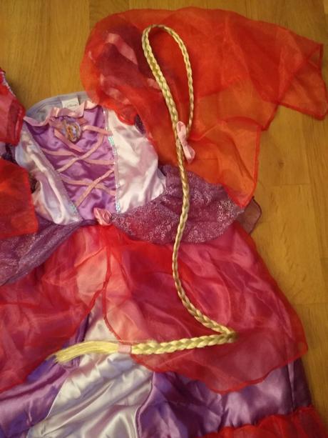 Šaty pre princeznú na karneval, 