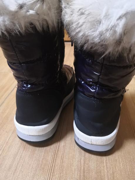 Snehule zn. cortina 32, 32