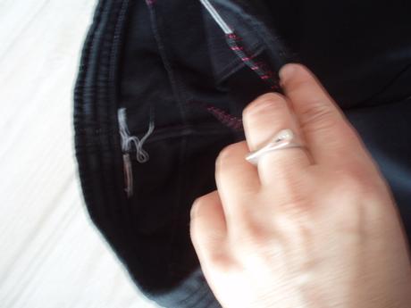 Tepláčky na 5-6 rokov, 6 eur, adidas,116