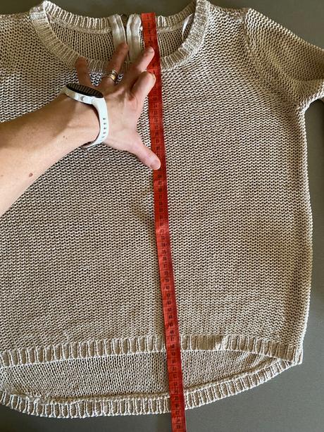 Ľahučký kremovy pulovrik, s