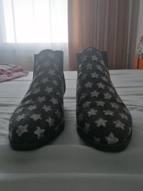 Flitrovane kotniky, primark,38