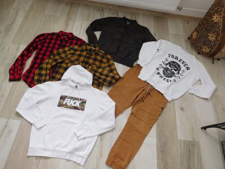 Balík oblečenia pre chlapca/pána-m,, m